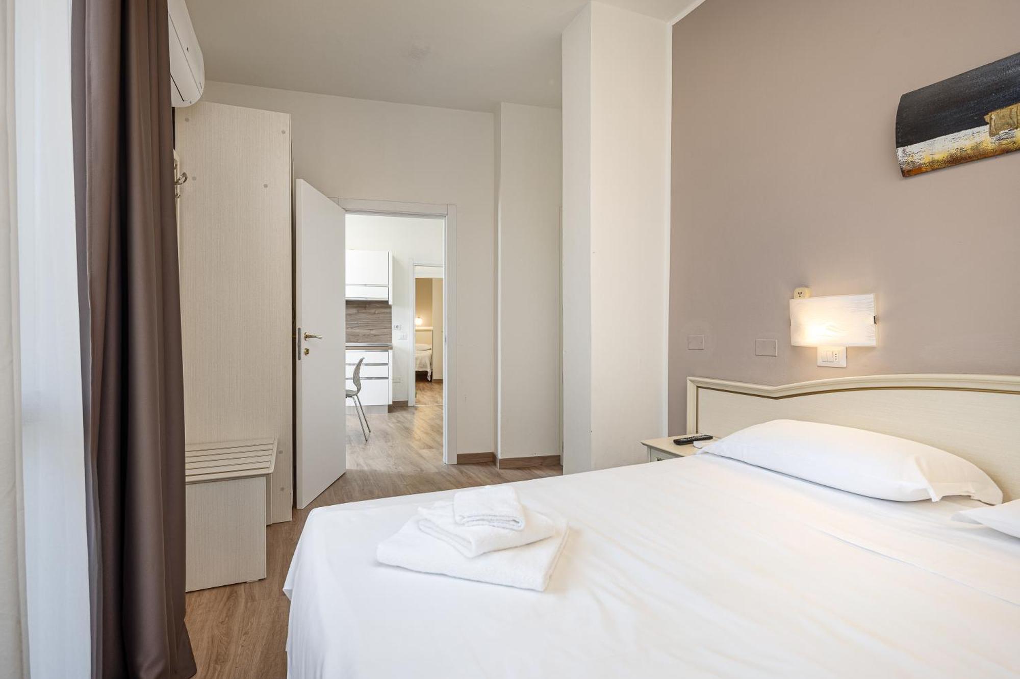 Hotel Schiller Cervia Eksteriør billede