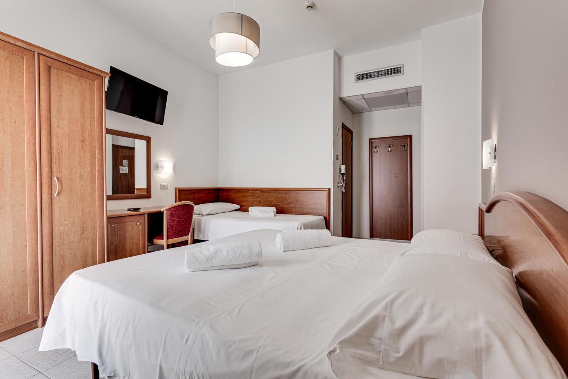 Hotel Schiller Cervia Eksteriør billede