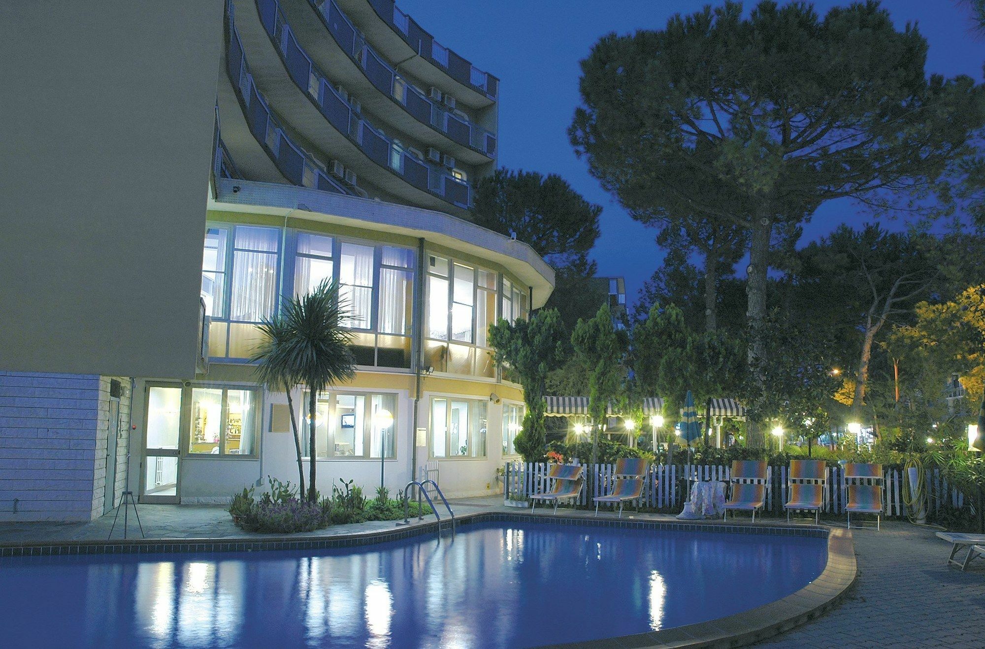 Hotel Schiller Cervia Eksteriør billede